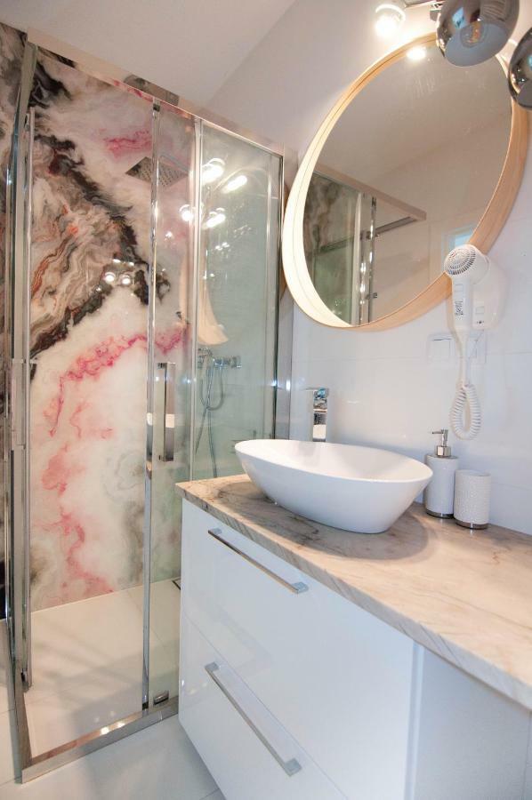 Apartament Sailor Z Widokiem Na Morze - Nadmorski Luksus Ustronie Morskie Exterior foto